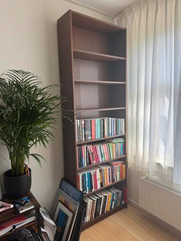 Billy boekenkast bruin 80x28x237 beschikbaar voor biedingen