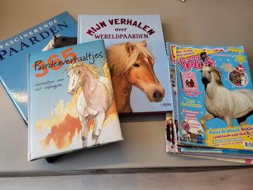 Diverse paardenboeken en de penny beschikbaar voor biedingen