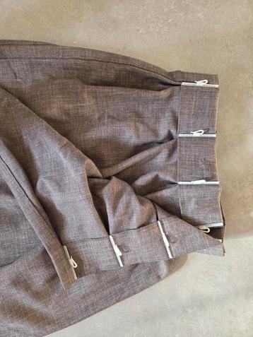 2 gordijnen linnenlook grijs/taupe beschikbaar voor biedingen