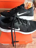 Nieuw hardloopschoenen mt. 41 sneakers Nike Legend react, Ophalen of Verzenden, Nieuw, Hardloopschoenen, Nike