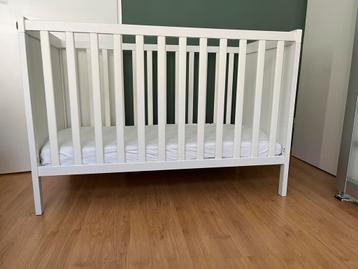 IKEA SUNDVIK bedje INCLUSIEF KRUMMELUR foam matras en hoezen beschikbaar voor biedingen
