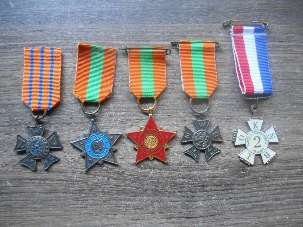 Avondvierdaagse medailles 2,50 euro per st. avond vierdaagse, Postzegels en Munten, Penningen en Medailles, Ophalen of Verzenden