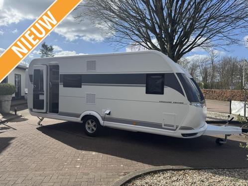 Hobby Excellent Edition 560 KMFE Super aanbieding!, Caravans en Kamperen, Caravans, Bedrijf, tot en met 6, 1250 - 1500 kg, Rondzit