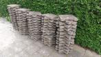 GRATIS AF TE HALEN: tegels 30x30x4. 100 stuks., Beton, Gebruikt, Ophalen, Terrastegels