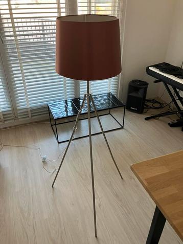 Vloerlamp koper kleur
