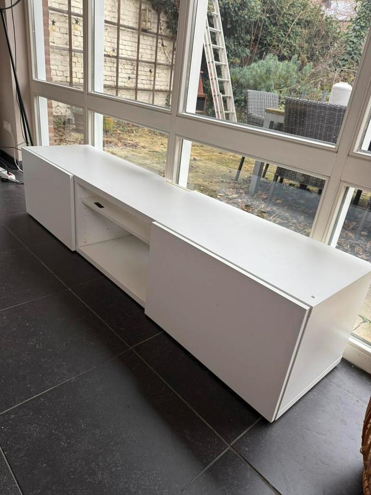 Ikea Besta tv meubel (gratis), Huis en Inrichting, Kasten | Televisiemeubels, Zo goed als nieuw, Minder dan 100 cm, 150 tot 200 cm
