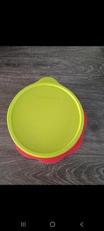 Tupperware bord-m-vast baby/peuter bord, Huis en Inrichting, Ophalen of Verzenden, Zo goed als nieuw, Schaal
