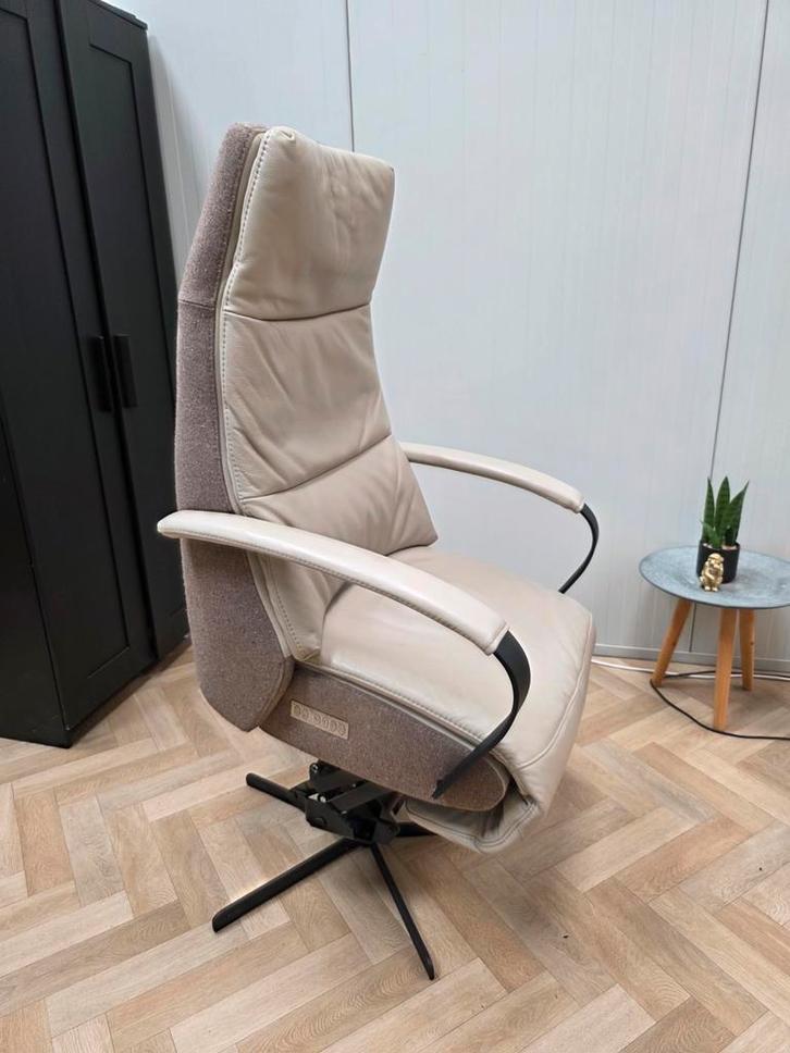 Moderne accu sta op stoel Prominent craft e1000, Huis en Inrichting, Fauteuils, Zo goed als nieuw, Leer, Stof, 50 tot 75 cm, Minder dan 75 cm