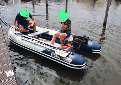 mooie boot die gepoetst moet worden met prima bbq motor, Hobby en Vrije tijd, Overige Hobby en Vrije tijd, Gebruikt, Ophalen