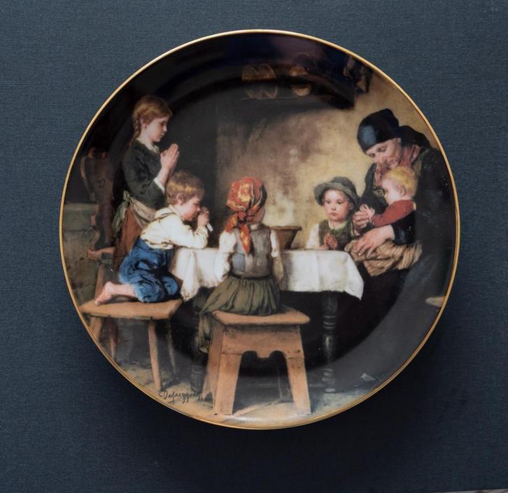 Hans Peter Defregger - Das Tischgebet wandboord, Antiek en Kunst, Antiek | Wandborden en Tegels, Ophalen of Verzenden