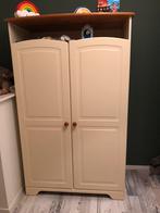 Kinderkamer. Kast, commode, ledikant met hemeltje en plank, Ophalen, Zo goed als nieuw, 70 tot 120 cm