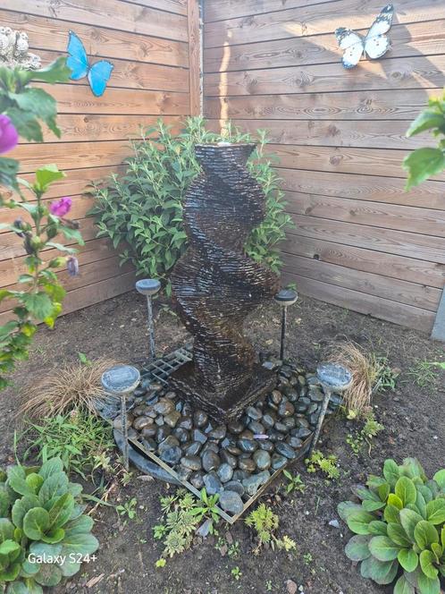 Mooie waterornament, Tuin en Terras, Waterpartijen en Fonteinen, Zo goed als nieuw, Waterornament, Beton, Ophalen