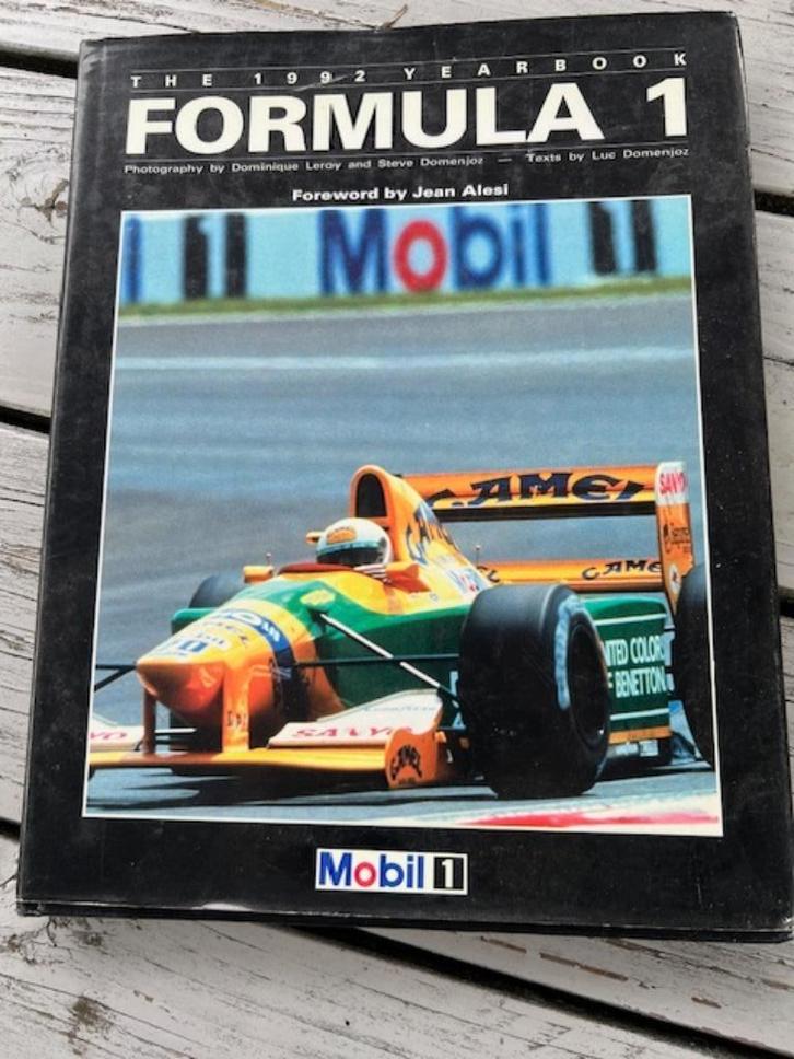 F1 boeken, Boeken, Auto's | Boeken, Zo goed als nieuw, Ferrari, Ophalen of Verzenden