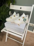 Jordan 4 Gold maat 35,5, Kleding | Dames, Schoenen, Wit, Nike Jordan, Nieuw, Ophalen of Verzenden