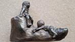 oud kunstbeeld voet met spelende kinderen, Ophalen of Verzenden