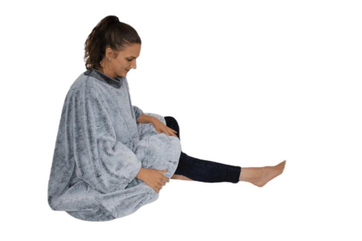 Te Koop: Human Comfort Knuffel Cape, Kleding | Dames, Overige Dameskleding, Nieuw, Ophalen of Verzenden