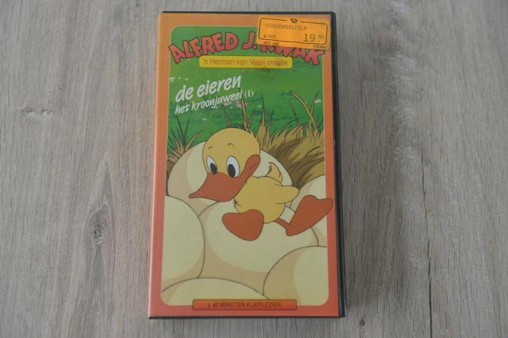 VHS ALFRED J. KWAK = DE EIEREN en HET KROONJUWEEL, Cd's en Dvd's, VHS | Kinderen en Jeugd, Kinderprogramma's en -films, Overige typen