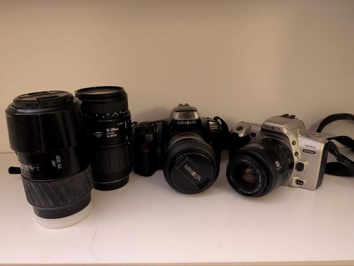 Minolta Dynax analoge camera set + 4 lenzen (Sony A-mount), Audio, Tv en Foto, Fotocamera's Analoog, Gebruikt, Spiegelreflex, Minolta