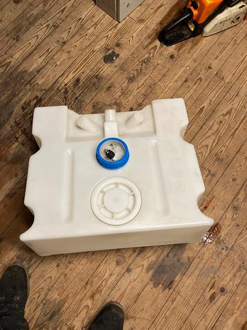 Schoonwatertank Camper beschikbaar voor biedingen