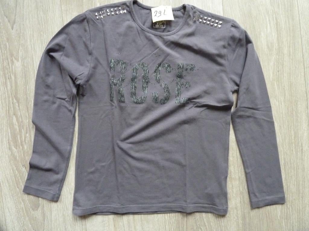 Donker Meisjes Shirt nr 29 L, Kinderen en Baby's, Kinderkleding | Maat 134, Gebruikt, Meisje, Ophalen of Verzenden, Shirt of Longsleeve