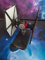 Star Wars tie fighter, Verzamelen, Star Wars, Ophalen of Verzenden, Zo goed als nieuw, Boek of Poster