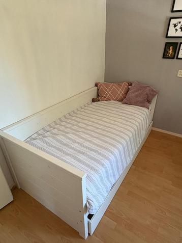 Eenpersoonsbed + lattenbodem + matras