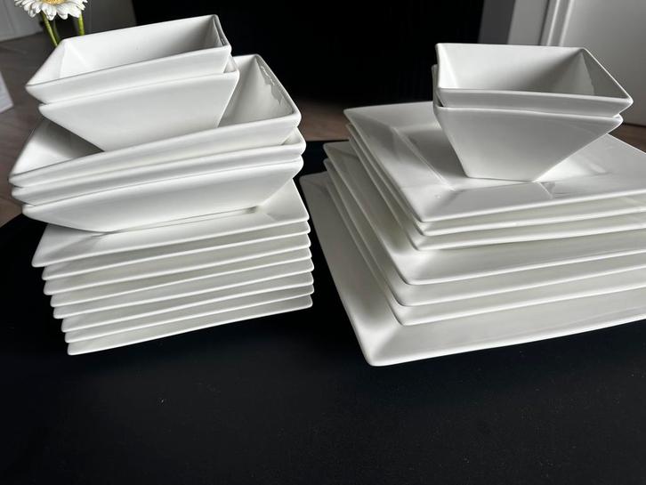 Maxwell&Williams servies White Basics. 23 stuks / ophalen, Huis en Inrichting, Keuken | Servies, Gebruikt, Bord(en), Overige stijlen