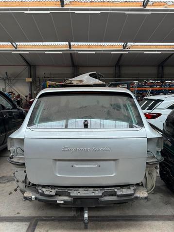 Porsche Cayenne 2003 4.5 turbo in onderdelen te koop beschikbaar voor biedingen