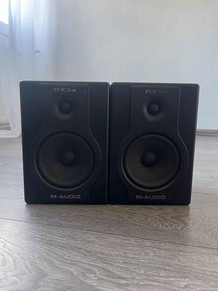 M-Audio BX5a Deluxe Studiospeakers, Audio, Tv en Foto, Luidsprekers, Gebruikt, Front, Rear of Stereo speakers, 60 tot 120 watt