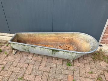 Oud Zinken Bad - Plantenbak beschikbaar voor biedingen