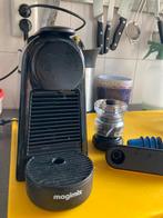 Nespresso Apparaat incl. Koffiecups maker, Witgoed en Apparatuur, Koffiezetapparaten, Ophalen of Verzenden, Zo goed als nieuw