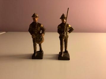 Lineol militair trommelaar beschikbaar voor biedingen