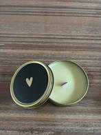 Buitenkaars in blikje linnen met hart van Zusss, Huis en Inrichting, Woonaccessoires | Kandelaars en Kaarsen, Overige materialen