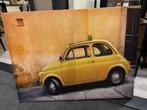 Canvas Doek: Gele Fiat 500, Huis en Inrichting, Ophalen, 50 tot 75 cm, Zo goed als nieuw, 75 tot 100 cm