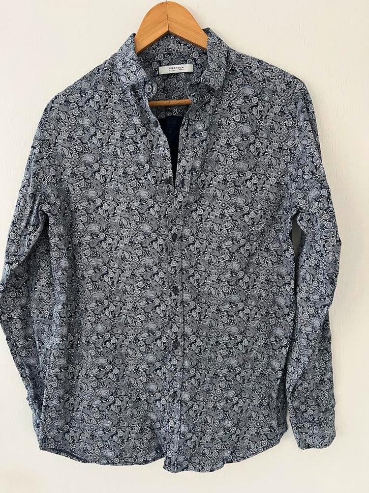 Blauw overhemd met paisley print, Kleding | Heren, Overhemden, Zo goed als nieuw, Halswijdte 39/40 (M), Blauw, Ophalen of Verzenden