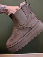 Ugg achtige snowboots / sneeuwschoenen van Replay, Snowboots, Replay, Ophalen of Verzenden, Zo goed als nieuw