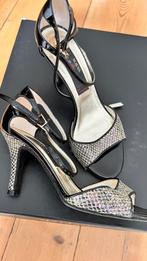 dansschoenen Nueva Epoca tangoschoenen, maat 38, Kleding | Dames, Schoenen, Ophalen of Verzenden, Zo goed als nieuw