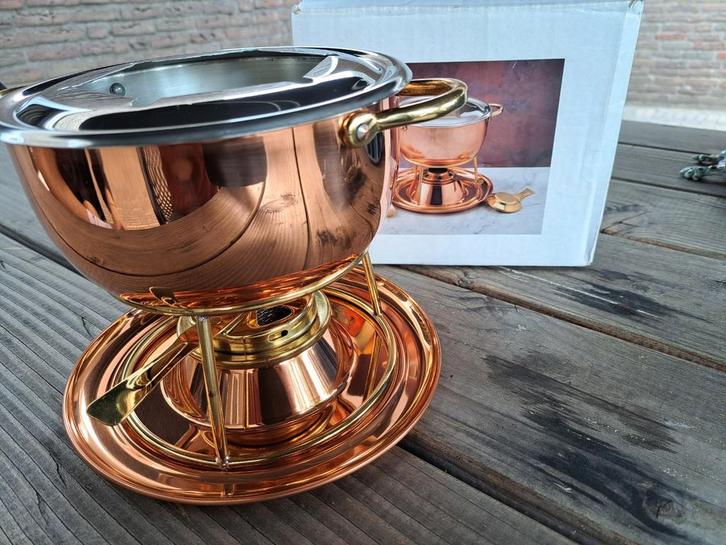 Koperen Fondue Set - Nieuw in Doos, Huis en Inrichting, Keuken | Potten en Pannen, Nieuw, Overige typen, Overige materialen, Ophalen of Verzenden