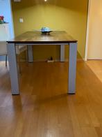 Walnoot Eettafel met Stalen Poten, Huis en Inrichting, Tafels | Eettafels, Ophalen, Gebruikt, 50 tot 100 cm, 150 tot 200 cm