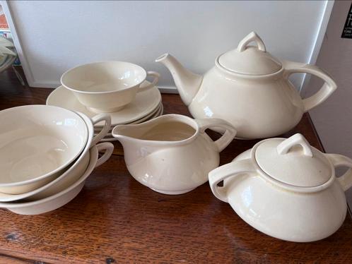 7-delig crèmekleurig theeservies!, Antiek en Kunst, Antiek | Servies compleet, Ophalen