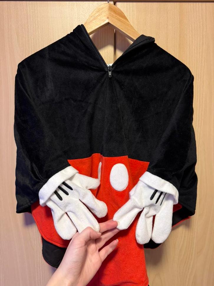 Disney Mickey Mouse pak voor 5/6 jaar, Verzamelen, Disney, Zo goed als nieuw, Kleding of Textiel, Mickey Mouse, Ophalen of Verzenden