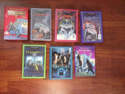 8  X DE GRIEZELBUS van Paul van Loon, Boeken, Kinderboeken | Jeugd | 10 tot 12 jaar, Gelezen, Ophalen of Verzenden