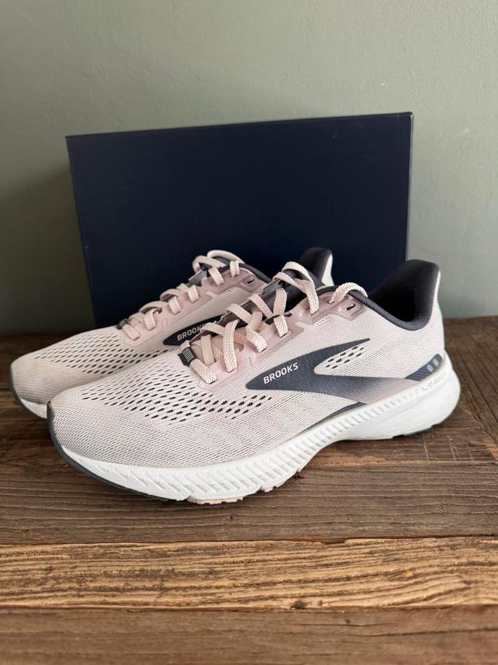 Brooks hardloopschoenen – maat 40,5 – zo goed als nieuw, Sport en Fitness, Loopsport en Atletiek, Zo goed als nieuw, Hardloopschoenen