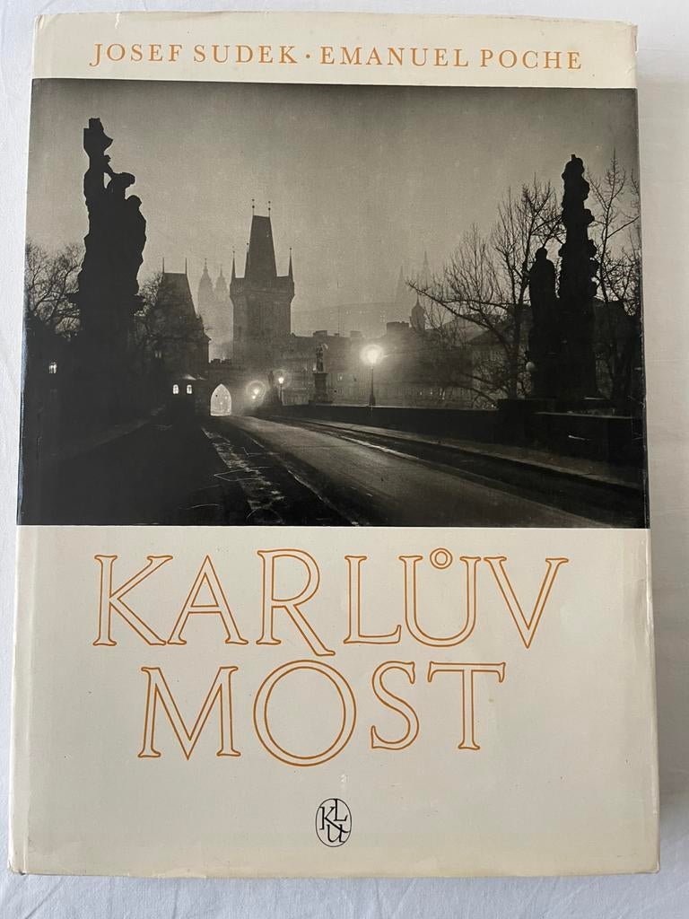 Josef Sudek - Karluv Most (Karelsbrug) - 1961, Ophalen of Verzenden, Gelezen, Fotografie algemeen