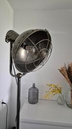 Be Pure Home industriële vloerlamp - Zo goed als nieuw!, Ophalen, Zo goed als nieuw, Metaal, Industrieel