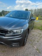 Volkswagen Tiguan 2.0 TSI 180pk DSG PANO MEMORY LEER 4MOTION, Auto's, Volkswagen, Automaat, Zwart, 4 cilinders, 1984 cc