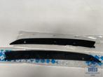 NOS deflector / sierlijst C-stijl L+R Mercedes-Benz W123, Ophalen of Verzenden, Nieuw, Mercedes-Benz