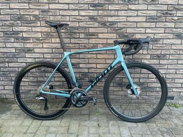 Giant TCR Advanced Pro Disc 1 Di2 beschikbaar voor biedingen