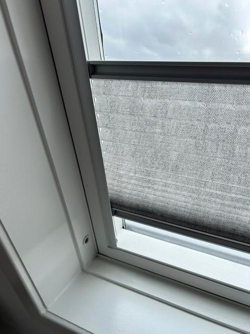 Velux Plissé gordijnen 2x, Huis en Inrichting, Stoffering | Gordijnen en Lamellen, Gebruikt, Minder dan 100 cm, 50 tot 100 cm