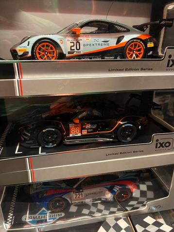 1/18 GT3 Porsches Ixo Gulf Martini GPX racing beschikbaar voor biedingen